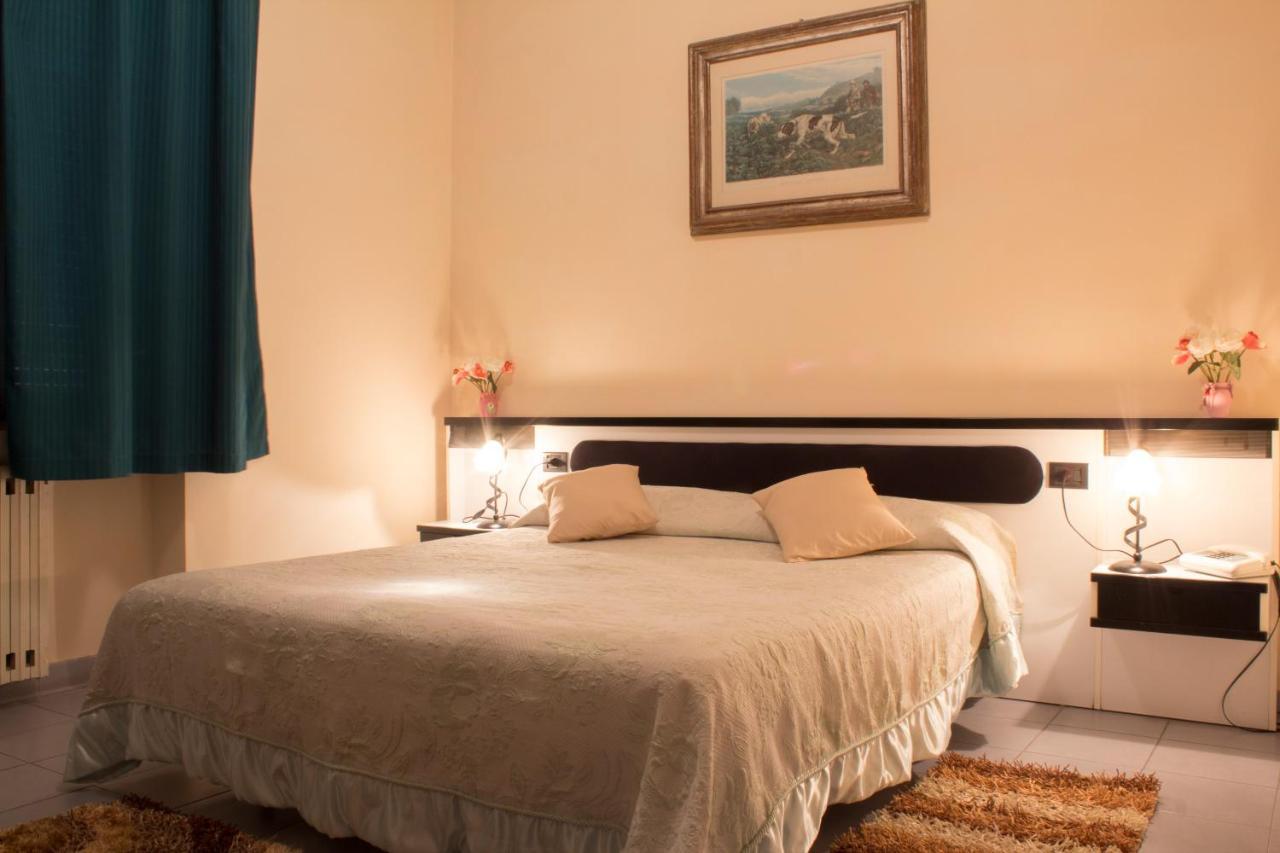 Hotel Falisco Fabrica di Roma Eksteriør billede